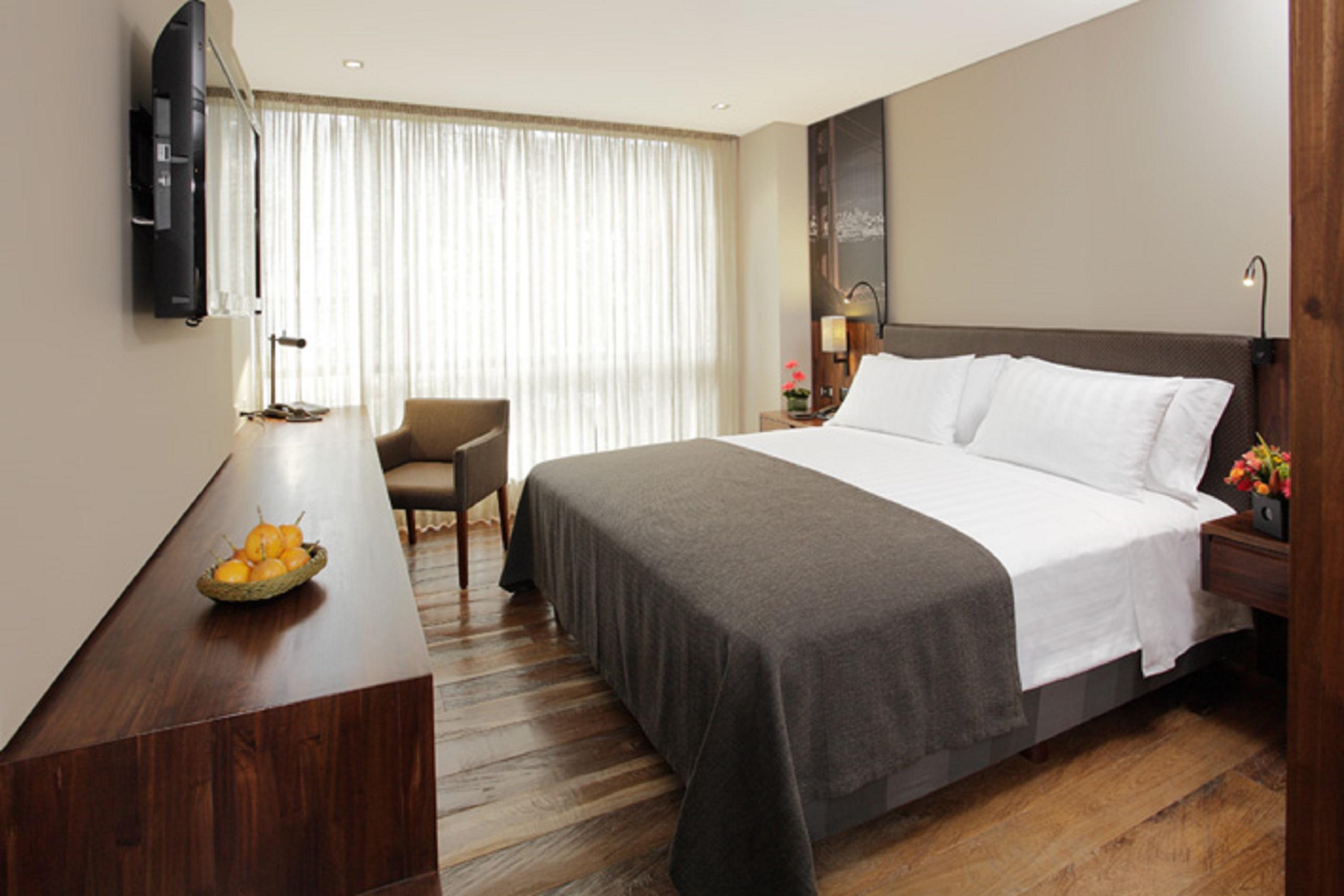 Hotel Estelar Parque de la 93 Bogota Ruang foto A room at the hotel